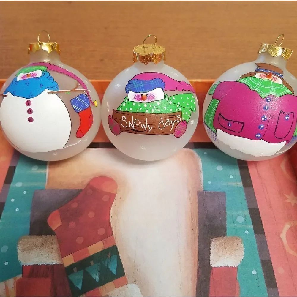 Set of 3 Hand painted 3D snowman ornaments. Aprox 8".